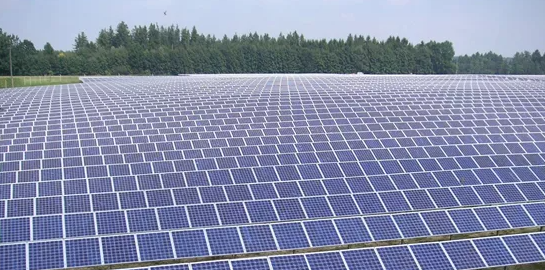 山西運城稷山縣10KM太陽能光伏發(fā)電項目，華瑞通自主研發(fā)生產(chǎn)的火災(zāi)監(jiān)控預(yù)警攝像機超常發(fā)揮